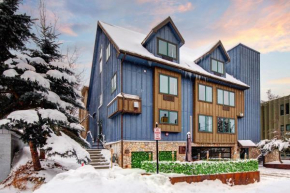 Massive 10 Bed 10 Bath Luxury Mountain Home in Old Town